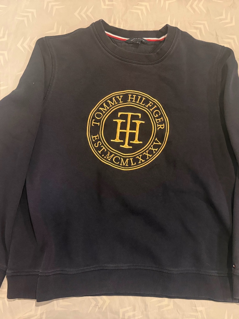 Tommy Hilfiger Men's Navy Crewneck Sweatshirt with Gold Embroidered Crest